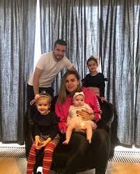 Born 1 february 1987) is a romanian professional footballer who plays as a goalkeeper for tff first league side denizlispor and the romania national team. Cum A Cerut O Fotbalistul Alex Chipciu In CÄƒsÄƒtorie Pe Andreea Mama Celor Patru FetiÈ›e Ale Lor A Fost Memorabil Interviu Galerie Foto Stiri Vedete Si Evenimente Viva Ro