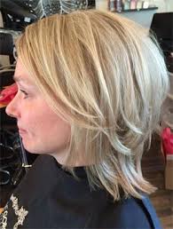 4 schöne mittellange haarschnitte für frauen. Gestuft Frisuren Mittellanges Haar Gestuft Mittellange Haare Schulterlanges Haar Mit Pony