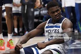 34,366 Anthony Edwards Photos & High Res Pictures