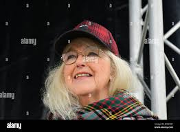 George lesley hi-res stock photography and images