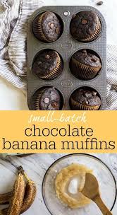 Schokoladen Bananen Muffins Sind Eine Unterhaltsame Art Eine Einsame Braun Getupfte Banane Zu Verzehren All Things Chocolate Muffins In 2020 Chocolate Banana Muffins Chocolate Banana Muffins Recipe Banana Muffin Recipe
