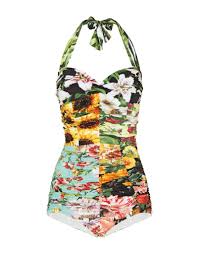 Famoso per le calze e l'intimo, calzedonia è uno dei leader anche nella produzione e vendita di costumi da bagno per donna. Costumi Da Bagno Interi Modellanti Tendenza Estate 2021 I Iodonna