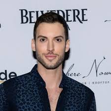 Tim MacKay (@timmackaybeauty) · New York, NY