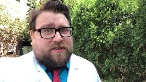 Tonight at Ampersand Theater Company, Dr. Guzan and I will be dispelling  myths, promoting healing, and defending improvised medicine in The Duel! Be  there!