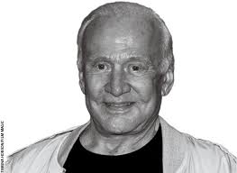 .buzz aldrin, who piloted apollo 11 and was only the second human being to set foot on the moon, told rt at the starmus festival in tenerife, spain, that a mission to mars now would be the best way. They Say To Reach For The Moon So Once You Reach It What S Next Success