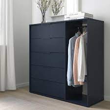 Beds mattresses wardrobes chest of drawers headboards bedroom furniture sets sofas sofa beds tv stands living room sets dining table & chair when you're choosing your chest of drawers, think about the space you have available. Nordmela Ladekast Met Kledingroede Zwartblauw 119x118 Cm Ikea Bedroom Storage Ideas For Clothes Clothes Drawer Bedroom Chest Of Drawers