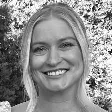 We should all be like a flower and bloom for our own sakes rather than for  validation from anyone else. #innerbeauty #selfworth❤️