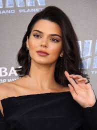Pinterest Taylorvgoetz Jenner Hair Kendall Jenner Makeup Hairstyle