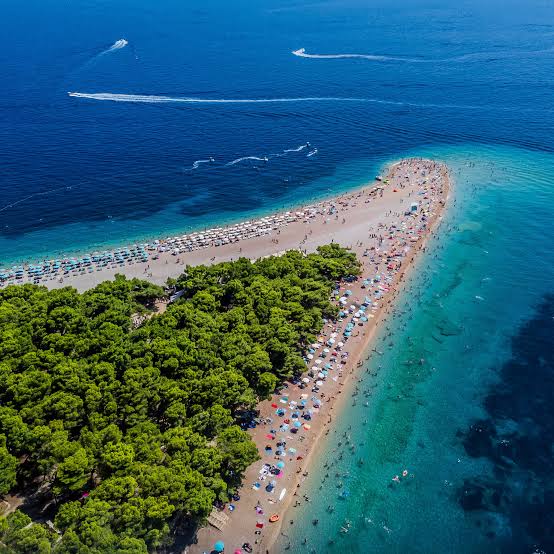 6 Beaches in Europe Where You Can Cool Off This Summer - The New York Times