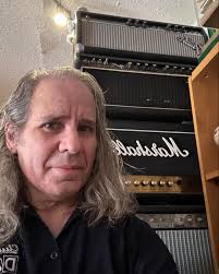 Heading down to my hometown to play @samsburgerjoint in San Antonio and  @vee7 (Ruben V), is