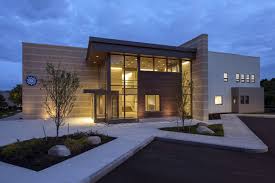 S Media Cache Ak0 Pinimg Com Originals 37 19 A6 3719a672d09dc68cbeb26fca2fbbcc1a Jpg Office Building Architecture Building Design Commercial Office Design