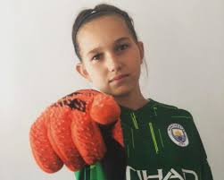 Interview: 'Lionesses: How Football Came Home' Director Poppy de Villeneuve 