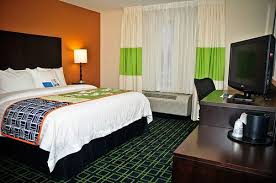 Fairfield Inn Suites Cedar Rapids Hotel Room Amenities Hotels Room Room Suites