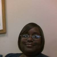 30+ perfiles de «Nadia Collins»