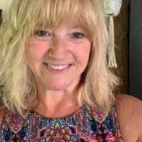 Debbie Sampier's Instagram, Twitter & Facebook