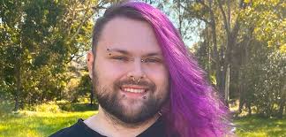 Kate's bedroom eyes back