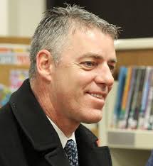 Schools To Pay Hyde $425,000