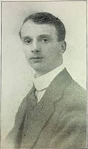 Cofeb y Dewrion (Heroes' Memorial) Bangor 1914-18 (testun cyfansawdd)