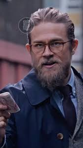 …, The Gentlemen, Yıl: 2019, Süre: 1 saat 53 dk, Yönetmen: Guy Ritchie,  Imdb: 7.8, Tam Guy Ritchie tarzı ingliz gangister filmi. Uyuşturucu  cinayet, rüşvet, birbirine girmiş suç örgüsü ve inanılmaz ...