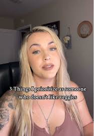 Julia Marks (@juliaamarkss)