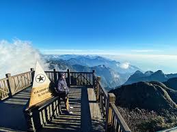 At 3143m mt fansipan is the highest peak in vietnam and the entire. Má»›i Nháº¥t Kinh Nghiá»‡m Du Lá»‹ch Fansipan Tá»± Tuc Va Cáº­p Nháº­t Gia Ve Ä'i Cap Treo Bestprice
