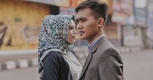 Namaku dimulai dengan huruf r. 5 Alasan Lelaki Mengapa Mereka Mengelak Dengan Gadis Yang Mereka Minati