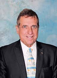 Amber Debevec's Instagram, Twitter & Facebook