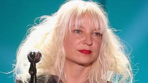 War ekelhaft": Sia schützte Maddie Ziegler vor Weinstein!