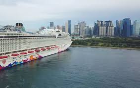 Stay till the end for an exclusive promo for the travel intern readers!. Video World Dream Cruise Arrives In Singapore Prepares For Its First Voyage