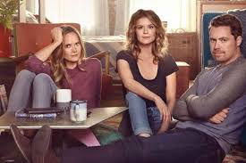 Saison 1 saison 2 saison 3 saison 4. Une Saison 4 Et Une Saison 5 Pour Toi Moi Et Elle Jack Izzy Et Emma Vont De L Avant Sur Audience Network Critictoo Series Tv