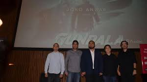 Anwar mengaku tidak terganggu banjir untuk beraktivitas sebagai hakim. Joko Anwar Punya Tugas Berat Di Film Gundala