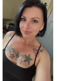 1994 vs 2020. 😂 Added a little weight, a bunch of wrinkles, and an  epically bad back. Otherwise, I'm still the crazy horse chick who reads too  much, listens to obscure music,