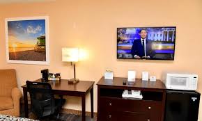 Check spelling or type a new query. Days Inn Suites By Wyndham Kaukauna Wi Kaukauna Updated 2021 Prices