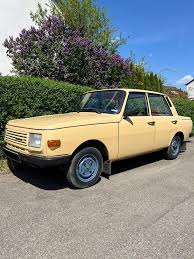 Image result for Champagnergelb 1972 Wartburg