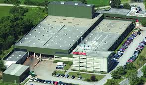 Order everything from festive party trays to custom cakes, flowers, and more—all in one easy curbside pickup or delivery! Weg Operations Weg