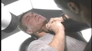 Vince carerra au in comun pasiunea pentru baseball. Download Soldatul Universal 1999 Mp4 Mp3