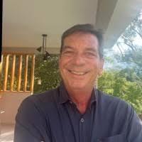 60+ perfis com “Dyer”