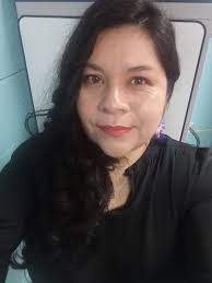 Susie, 42,from the United States. Nice to meet everyone!