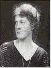 Olive Hutton's Instagram, Twitter & Facebook