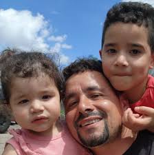 Trump lanza amenaza a Minessota El presidente de Estados Unidos, Donald  Trump, advirtió que podría invocar la Ley de Insurrección en Minnesota si,  según dijo, las autoridades estatales y locales no frenan