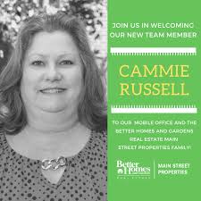 Cammie Russell's Instagram, Twitter & Facebook