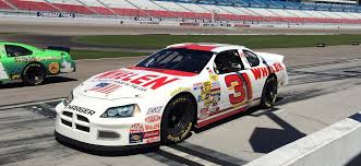 Starting at kentucky, if qualifying gets rained out the field would be set by the point standings. Nascar Tracks Pledge New Weather Guarantee Theticketingbusiness News