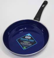 Das braten und brutzeln verschiedenster gerichte wird zum kinderspiel mit einer silit pfanne. Silit Silargan Schmorpfanne 28 Cm Kochen Essen Wohnen