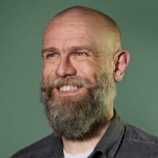 Peter Horne's Instagram, Twitter & Facebook