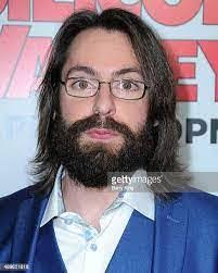 Deon Starr's Instagram, Twitter & Facebook