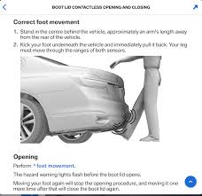 How do you take the key blade out of a bmw? Comfort Access Boot Doesn T Open With Foot G20 Bmw 3 Series Forum