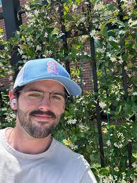 What are some options for finding roommates in Seattle's Capitol Hill area?