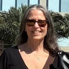 The problem with social media is that happy people only visit while  miserable people never leave. ￼