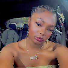 Is the Lifetime Movie Club page active again?