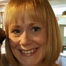 Joanne Slade's Instagram, Twitter & Facebook